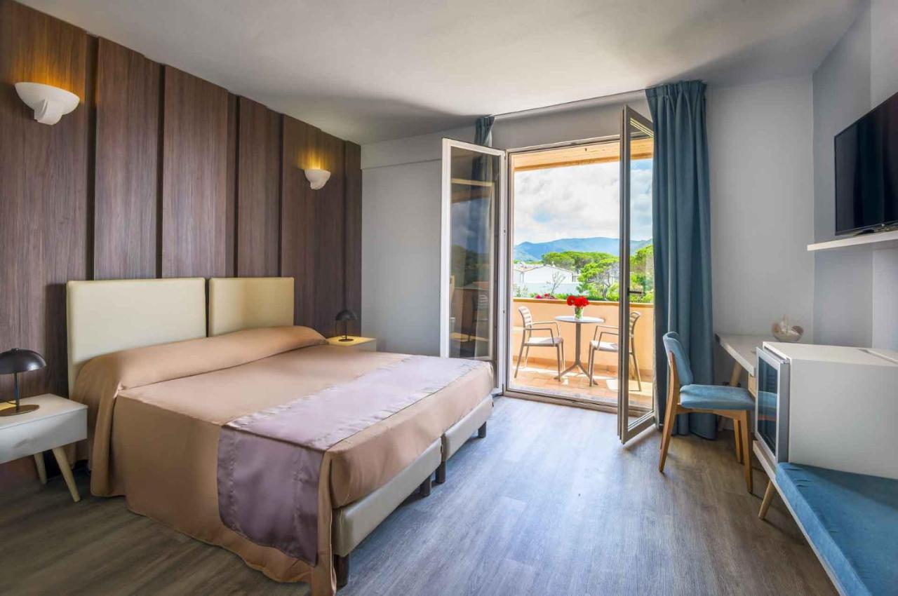 Hotel Riva Del Sole Marina di Campo Buitenkant foto